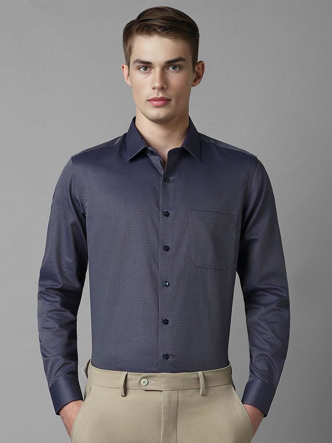 

Louis Philippe Men Spread Collar Solid Cotton Slim Fit Formal Shirt, Navy blue