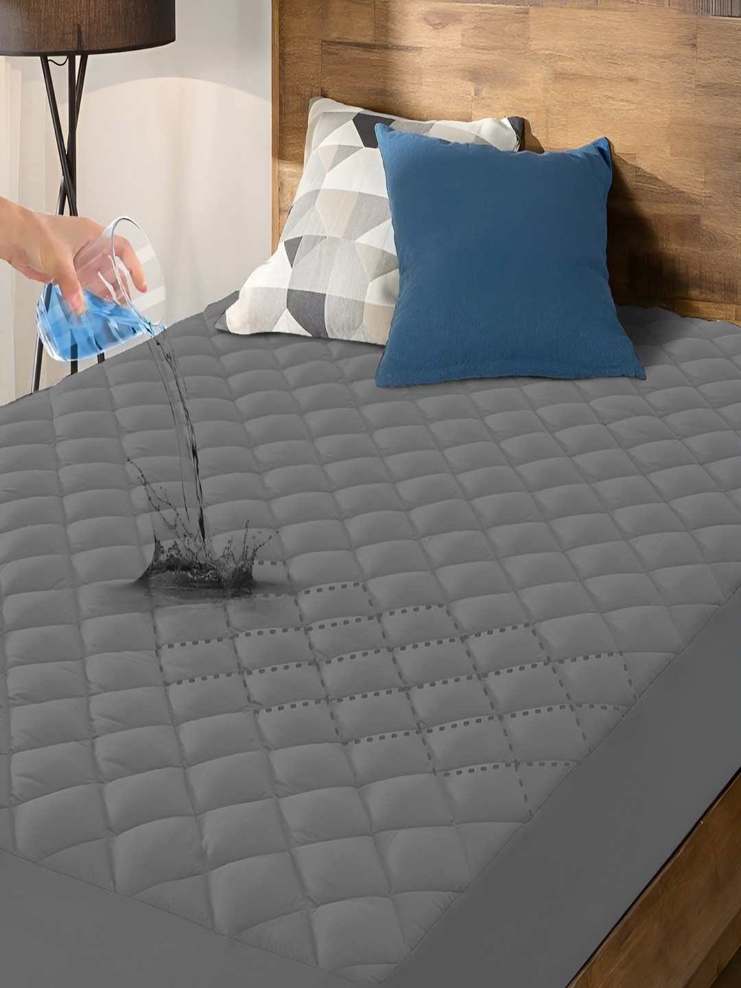 

Tundwal's Grey Quilted Polycotton King Fitted Water Resistant Mattress Protector