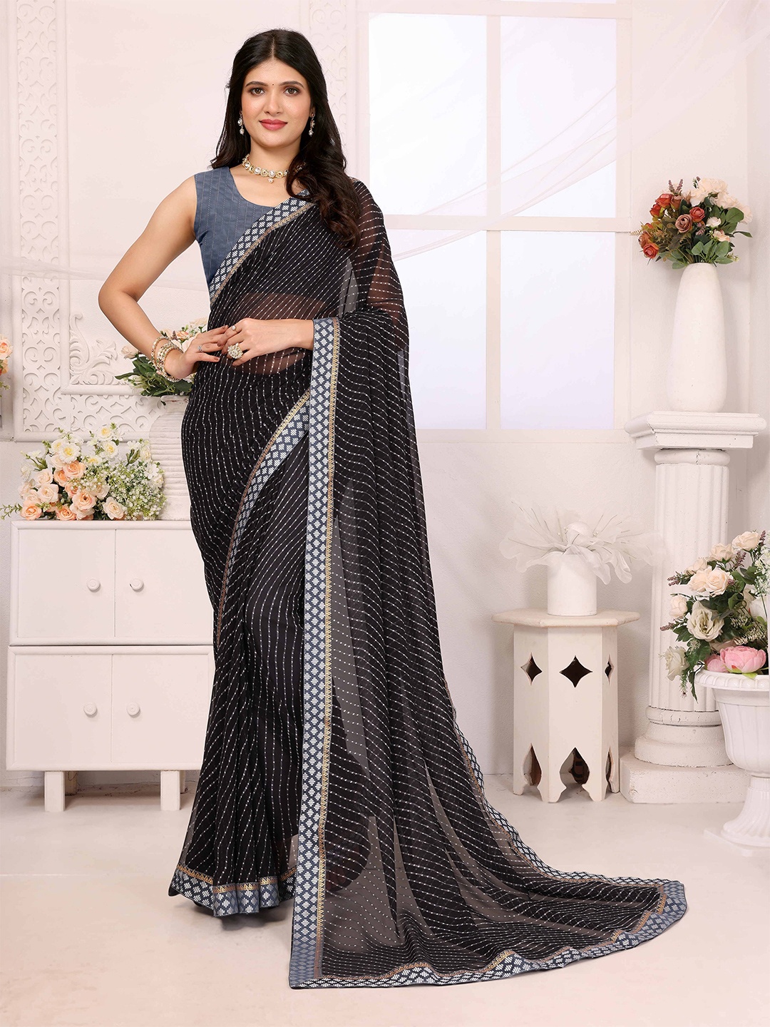 

sareyavella Leheriya Printed Pure Georgette Leheriya Saree, Black