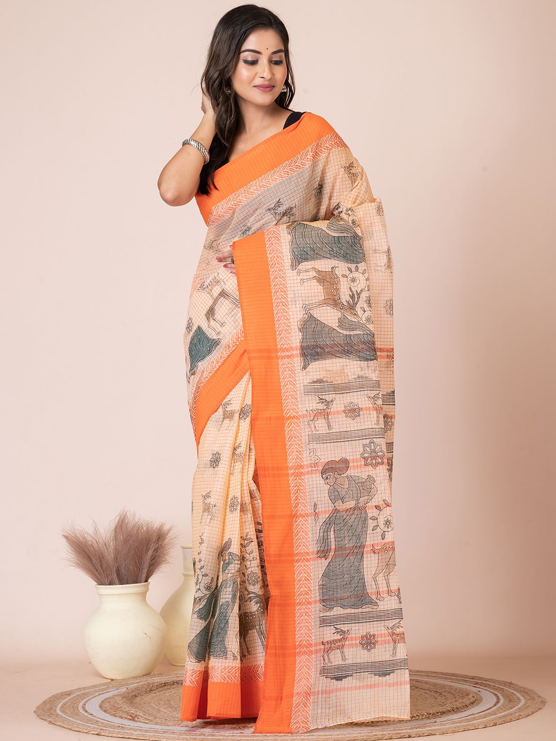 

HOUSE OF ARLI Kalamkari Printed Pure Cotton Taant Saree, Beige