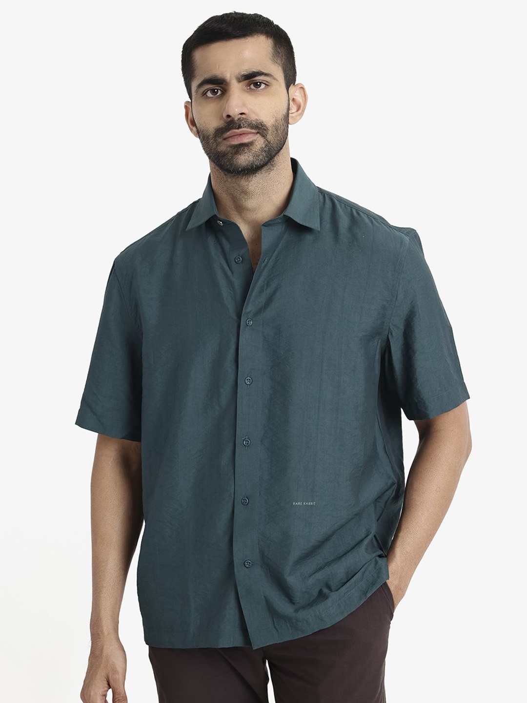 

RARE RABBIT Men Comfort Spread Collar Solid Casual Shirt, Teal