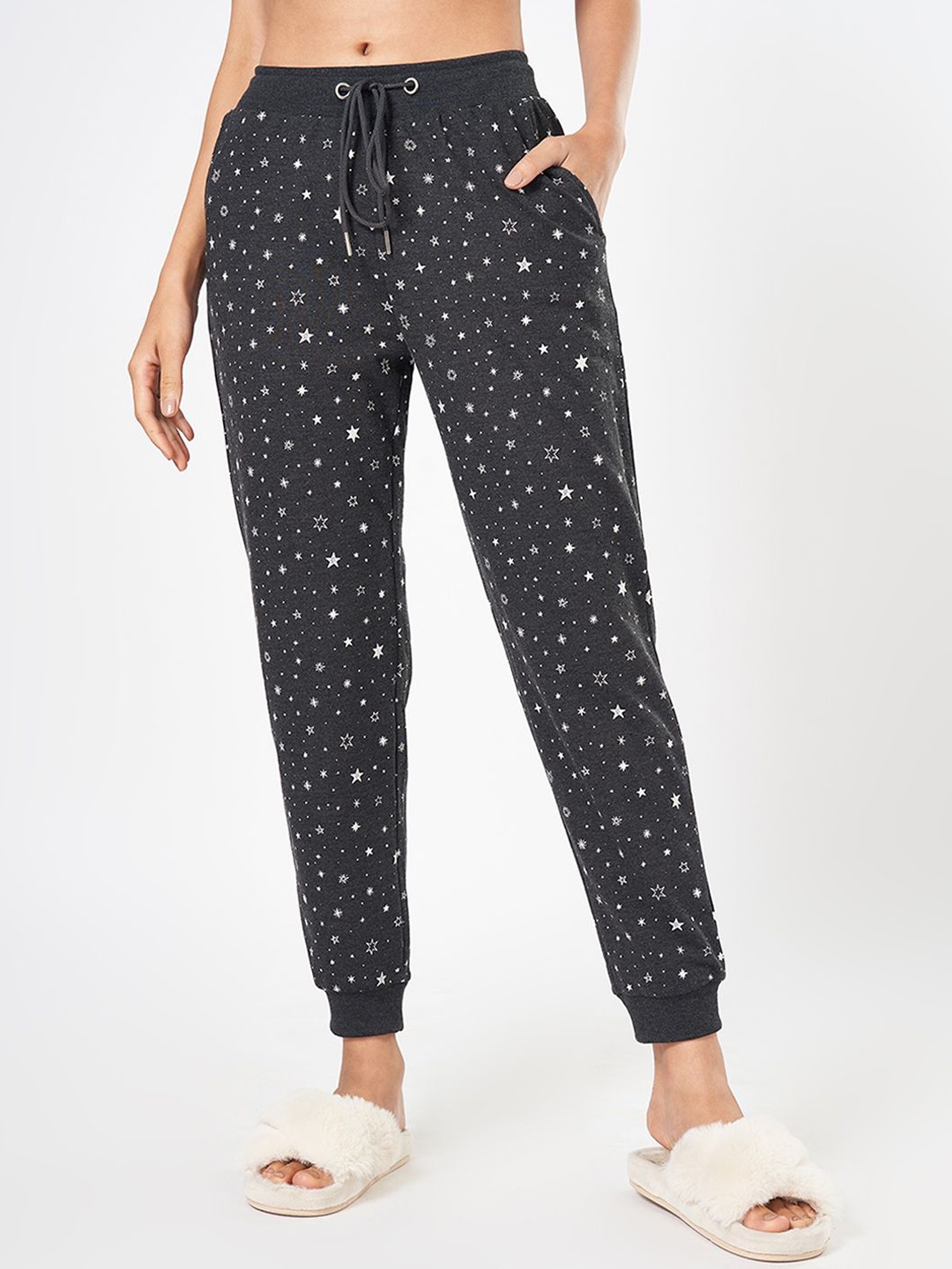 

Dreamz by Pantaloons Women Printed Pure Cotton Lounge Pant, Black