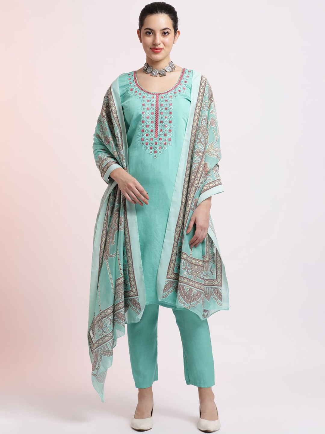 

Jaipur Kurti Embroidered Silk Blend Kurta Set With Dupatta, Sea green