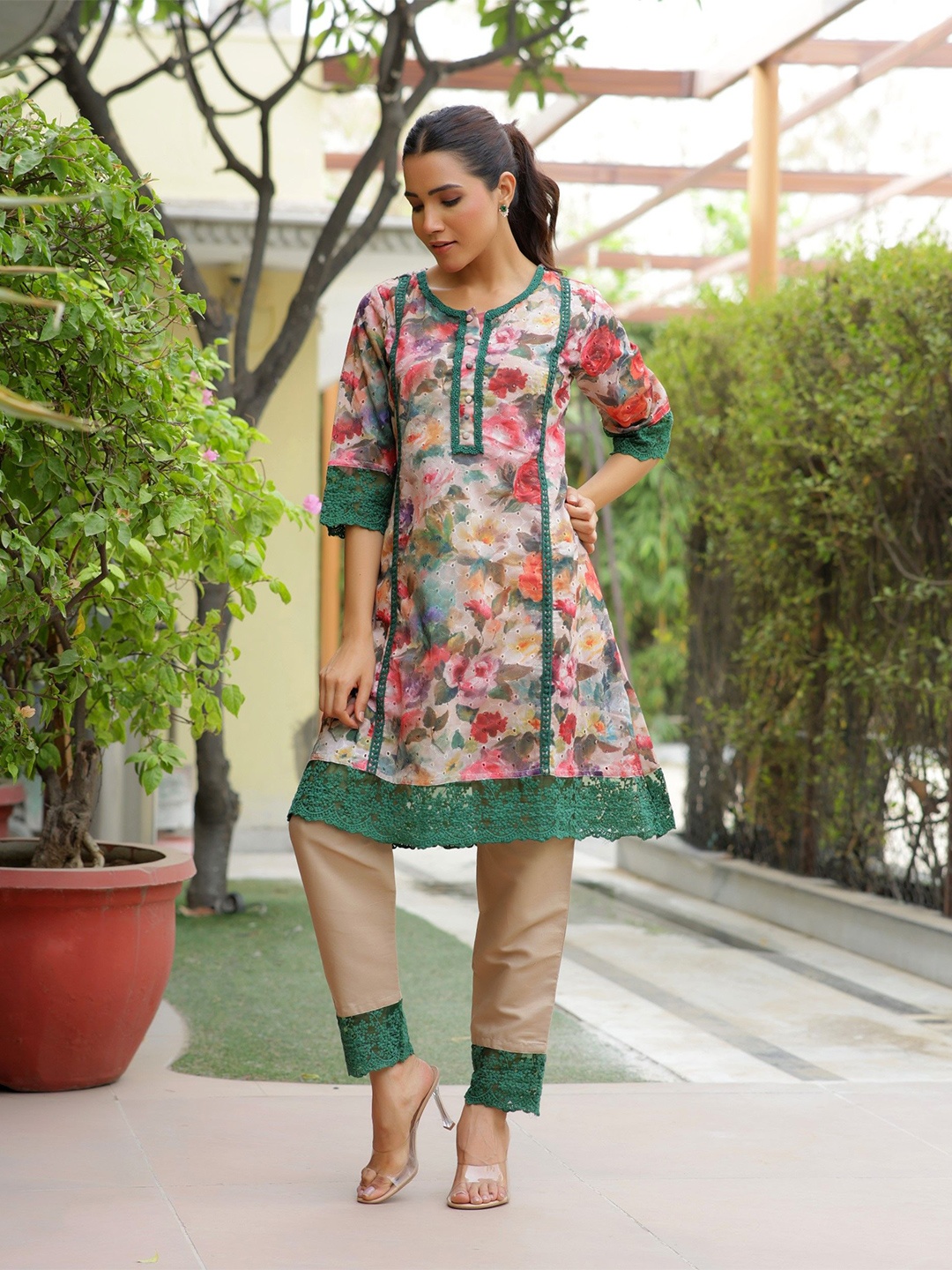 

VAASVA JAIPUR Floral Embroidered Round Neck Pure Cotton Kurta With Trousers, Beige