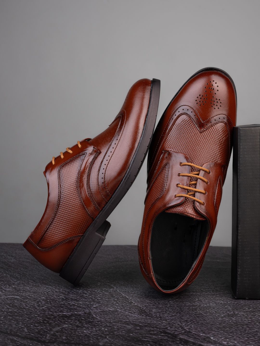 

MENGLER Men Solid Leather Formal Brogues, Brown