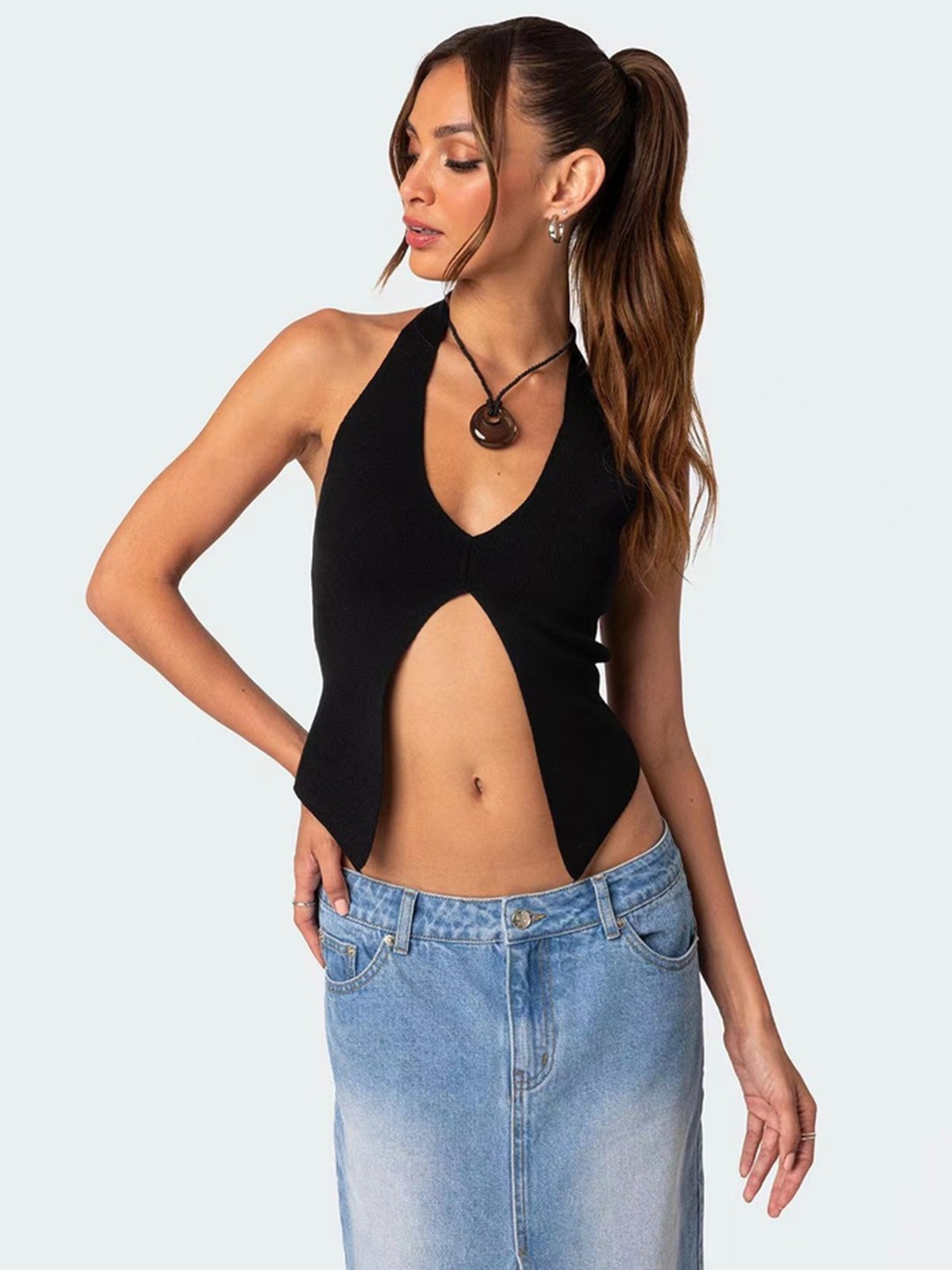

LULU & SKY Women Solid V-Neck Top, Black