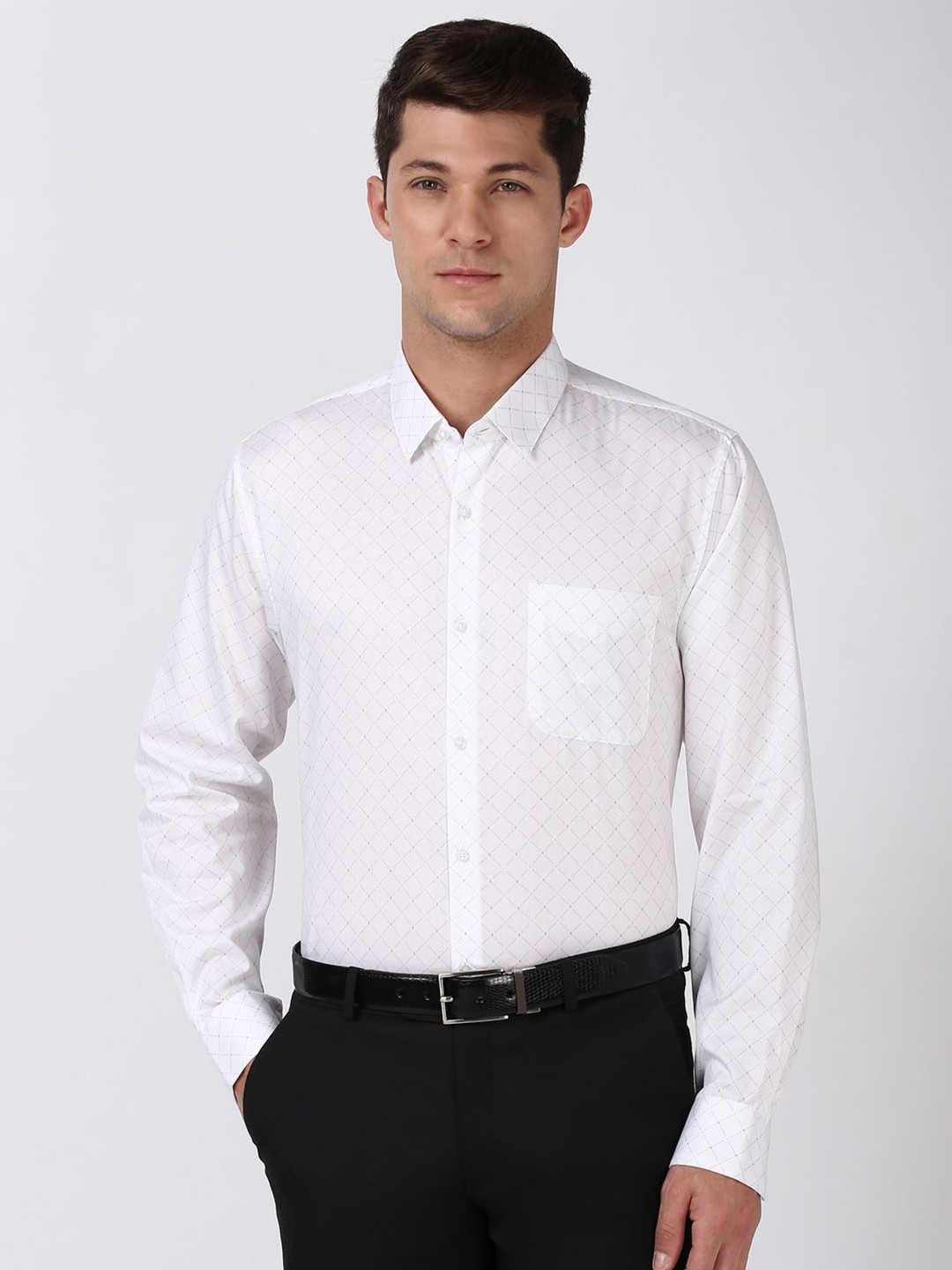 

Peter England Men Spread Collar Checked Cotton Slim Fit Formal Shirt, White