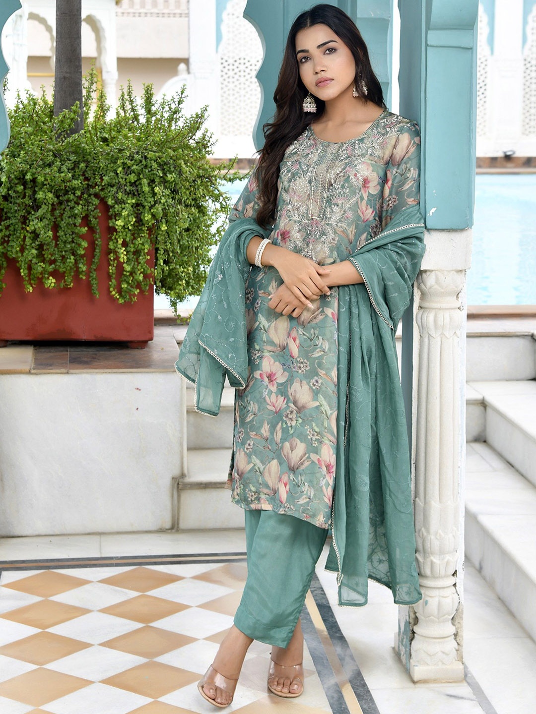 

VAASVA JAIPUR Women Floral Printed Embroidered Kurta with Trousers& Dupatta, Teal