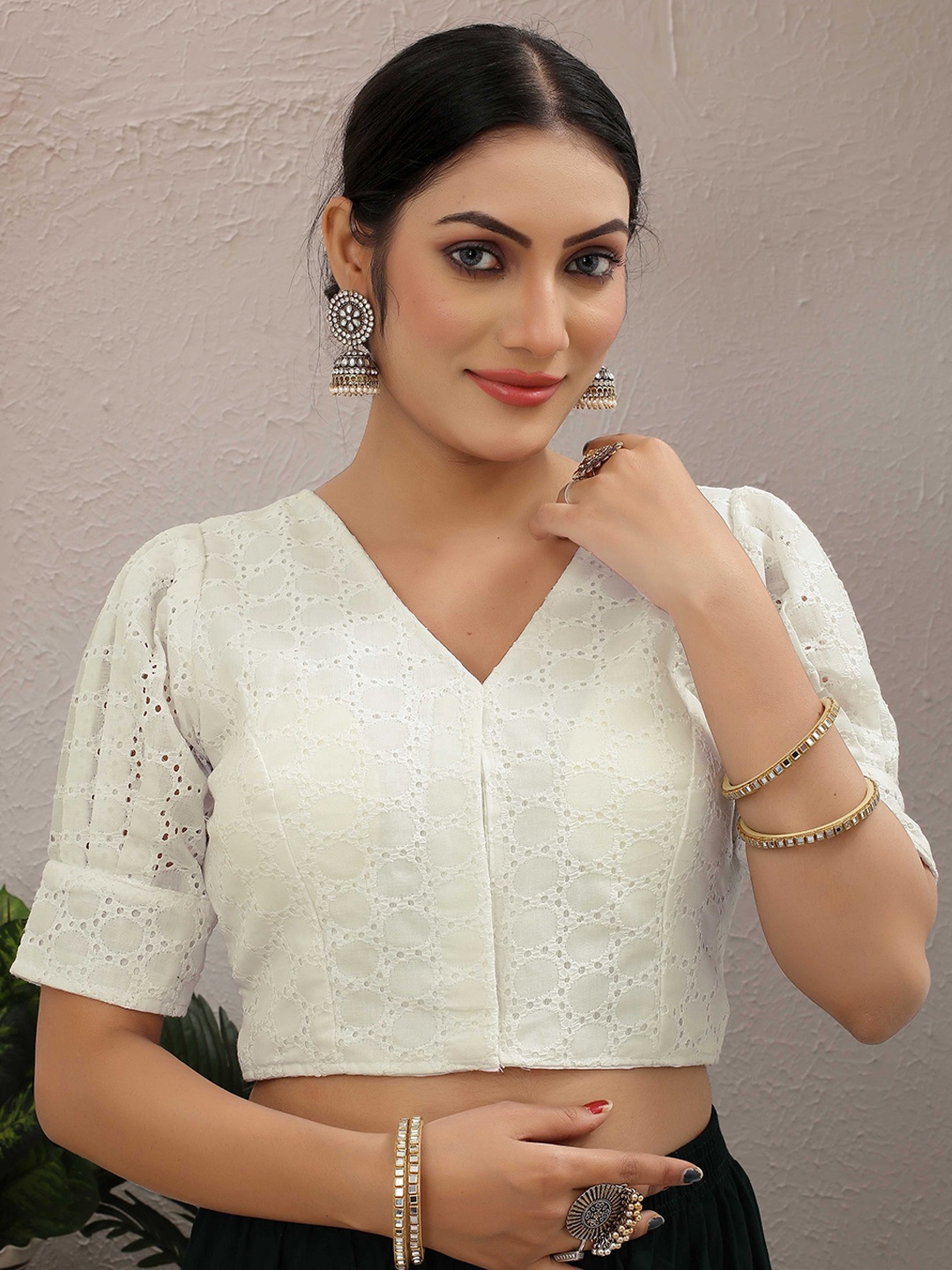 

Krimmple Women Self Design V Neck Saree Blouse, White