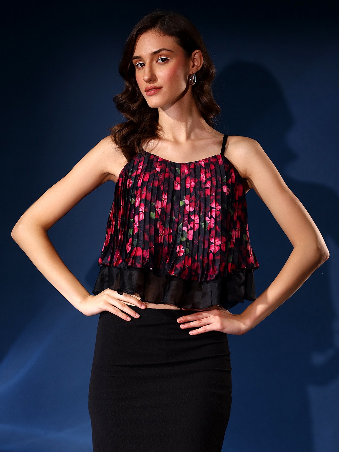 

Justin Whyte Women Floral Printed Shoulder Straps Top, Black
