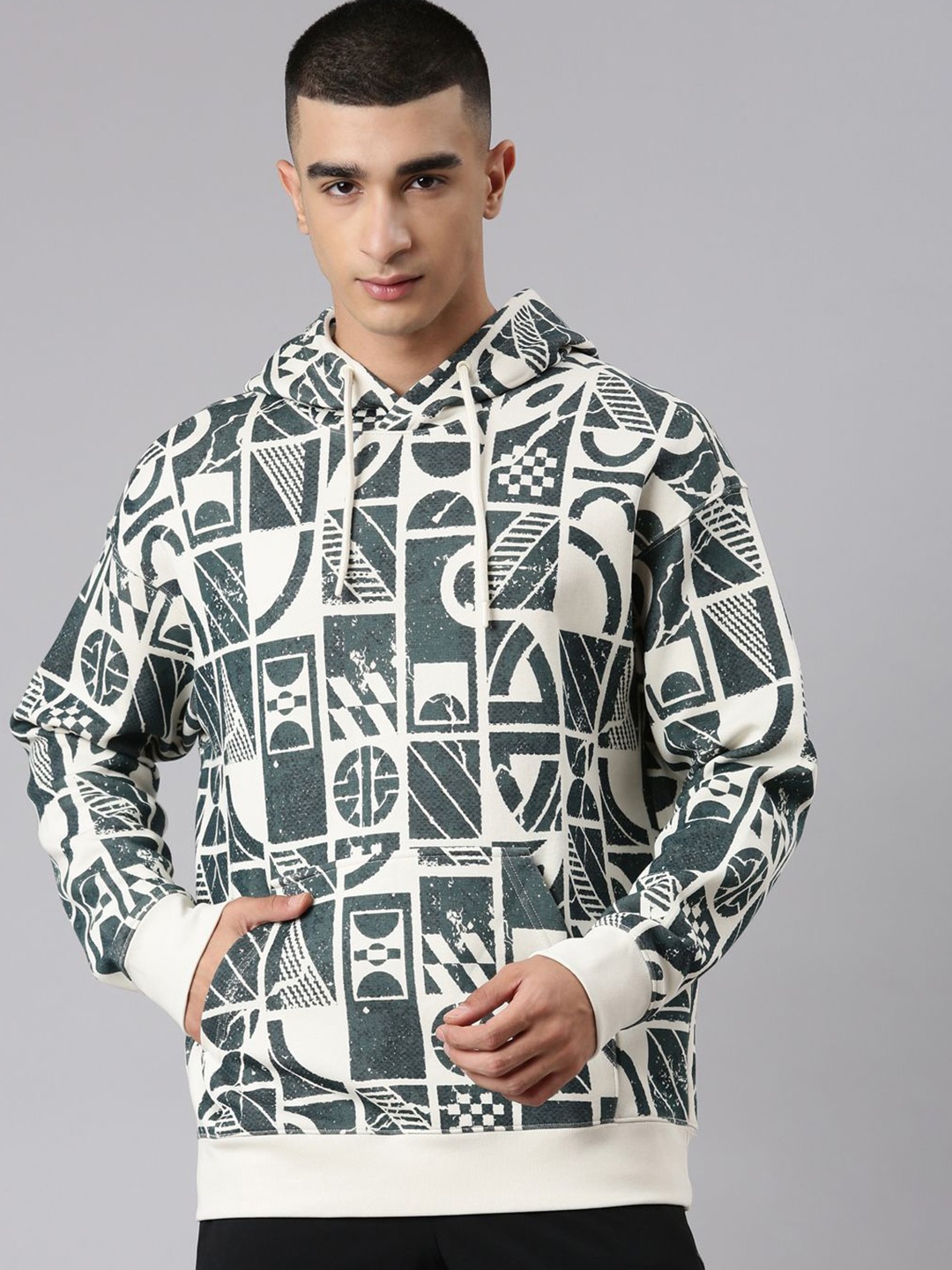 

Xtep Men Printed Cotton Hooded Sweatshirt, Green