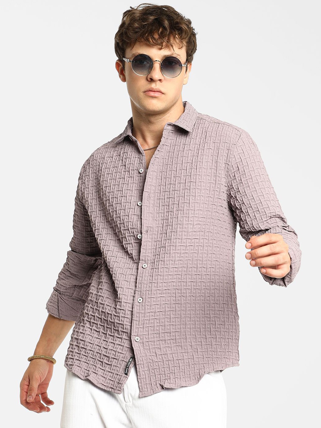 

Campus Sutra Men Comfort Spread Collar Textured Polycotton Casual Shirt, Mauve