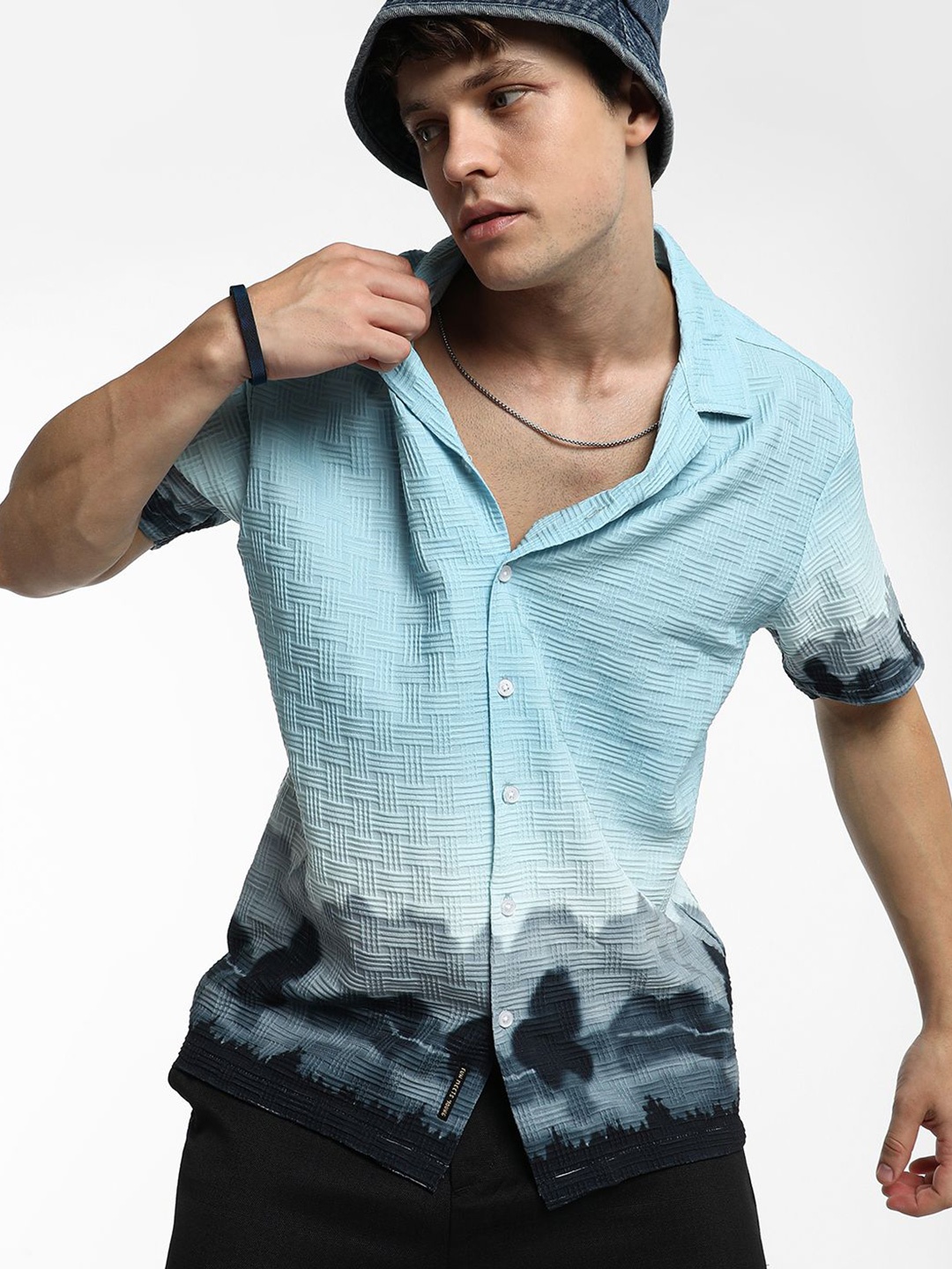 

Campus Sutra Men Comfort Cuban Collar Faded Casual Shirt, Blue