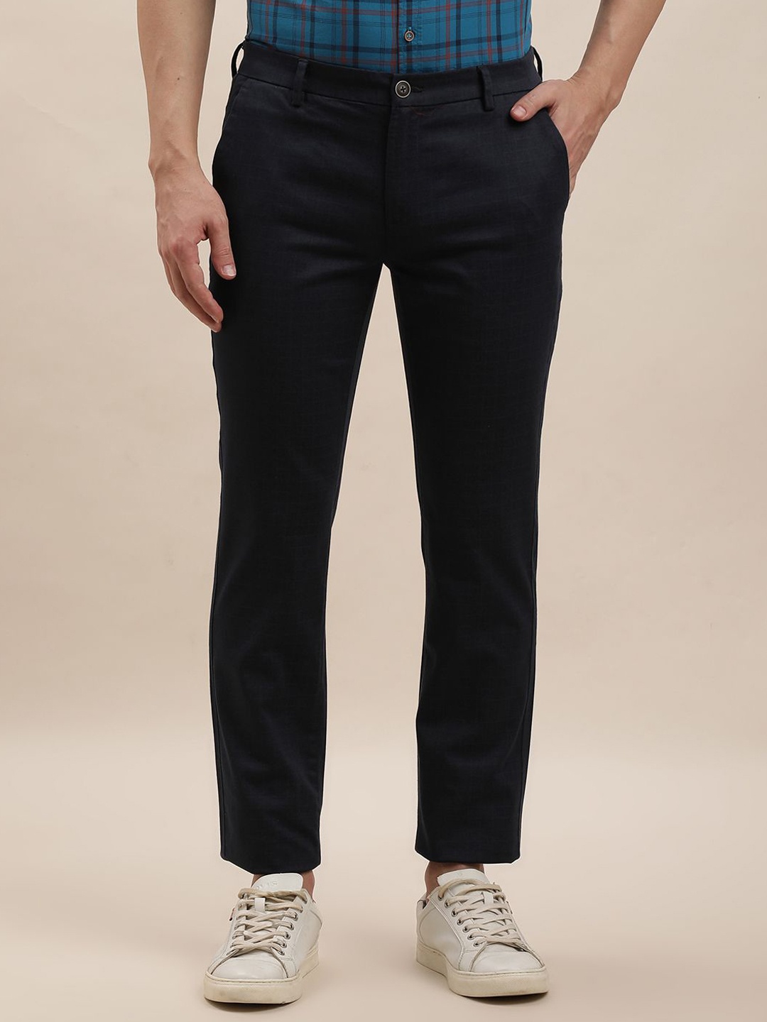 

Turtle Men Printed Relaxed Skinny Fit Chinos Trousers, Black
