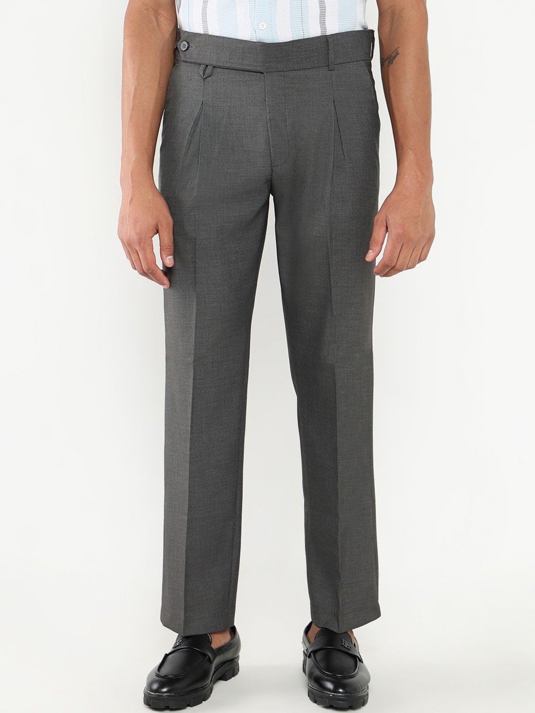 

SHOWOFF Men Comfort Loose Fit Mid-Rise Cotton Pleated Trouser, Grey