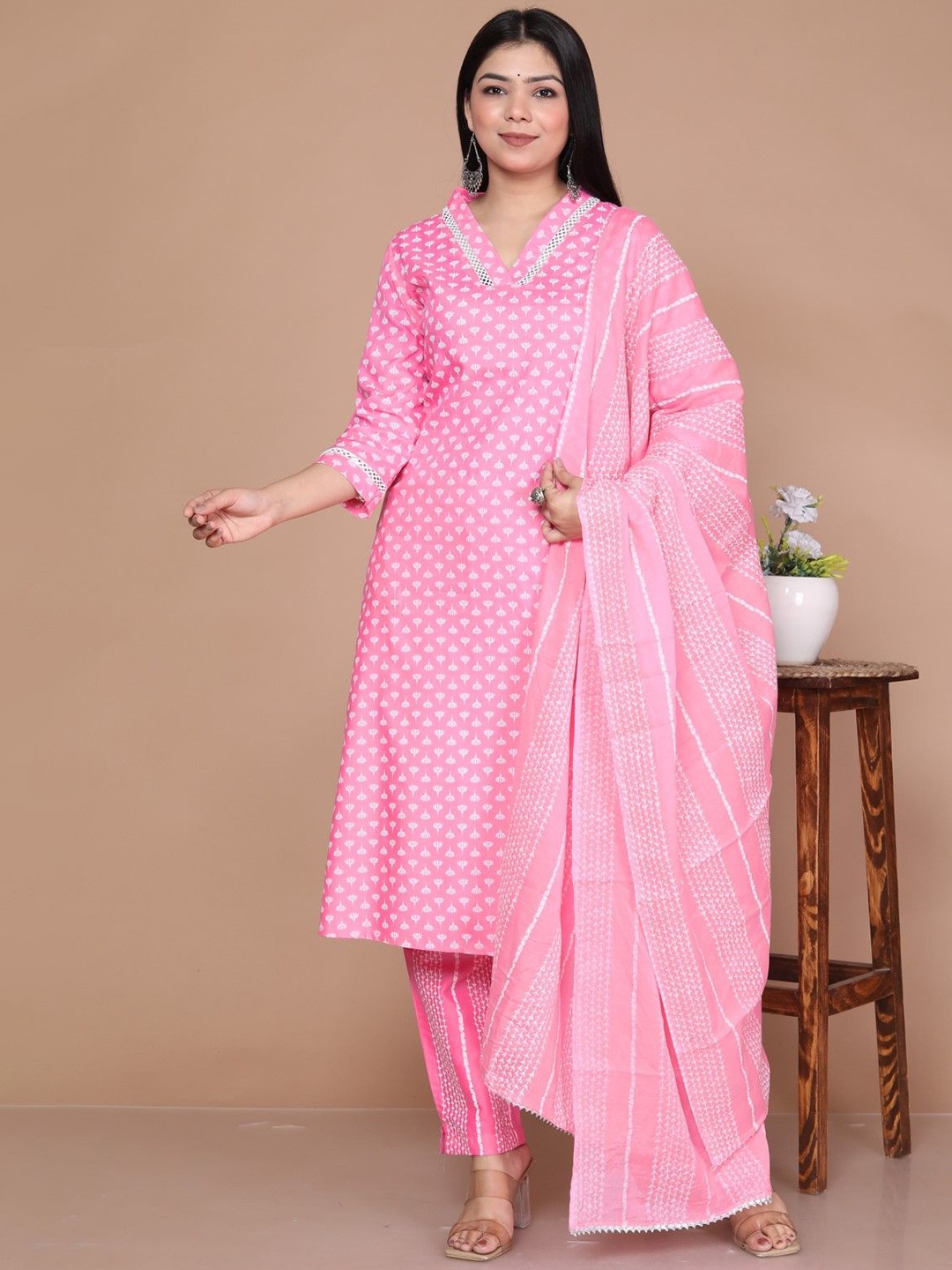 

ANTU KURTIES Floral Printed V-Neck Straight Kurta with Palazzo & Dupatta, Pink