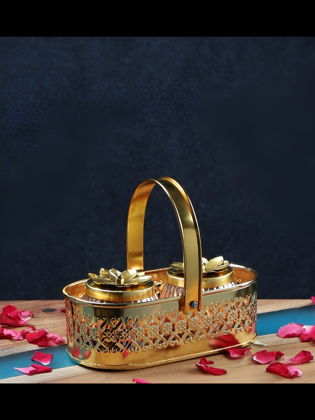 

Amaya Decors Gold-Toned 2 Pieces Textured Metal Containers With Basket