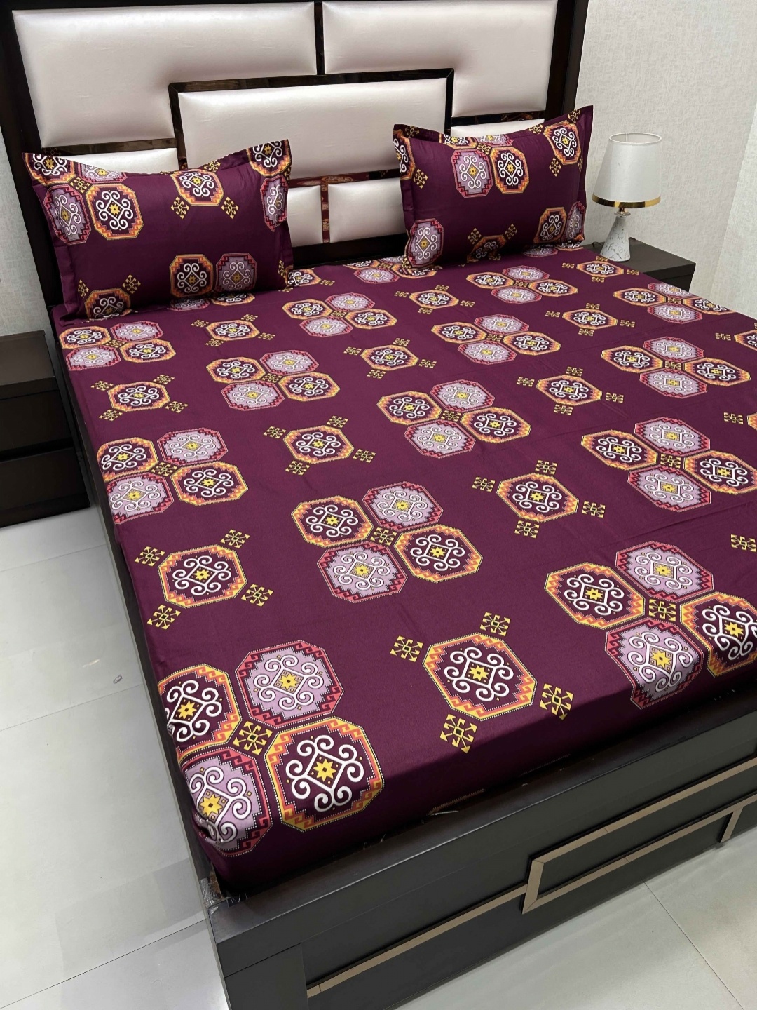 

Pure Decor Purple & Orange Ethnic Motifs Pure Cotton 250TC King Bedsheet & 2 Pillow Covers
