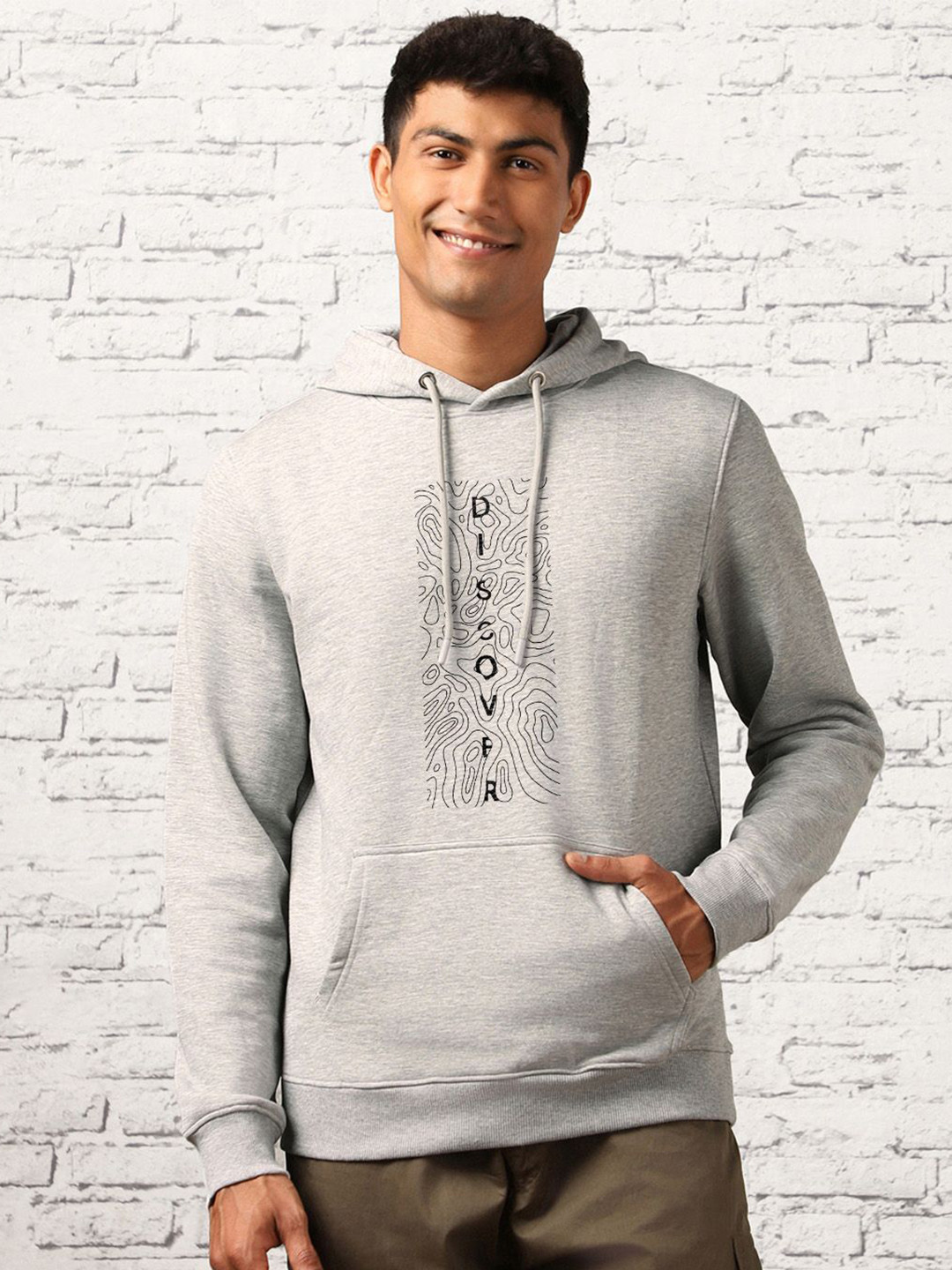 

NOBERO Men Printed Hooded Sweatshirt, Grey melange