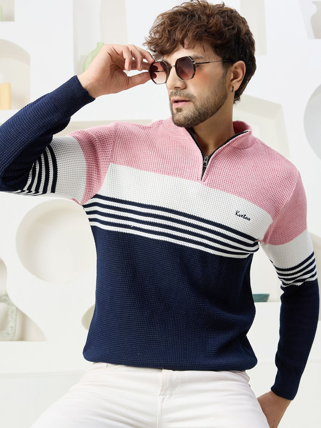 

KVETOO Men Colourblocked Pullover, Pink