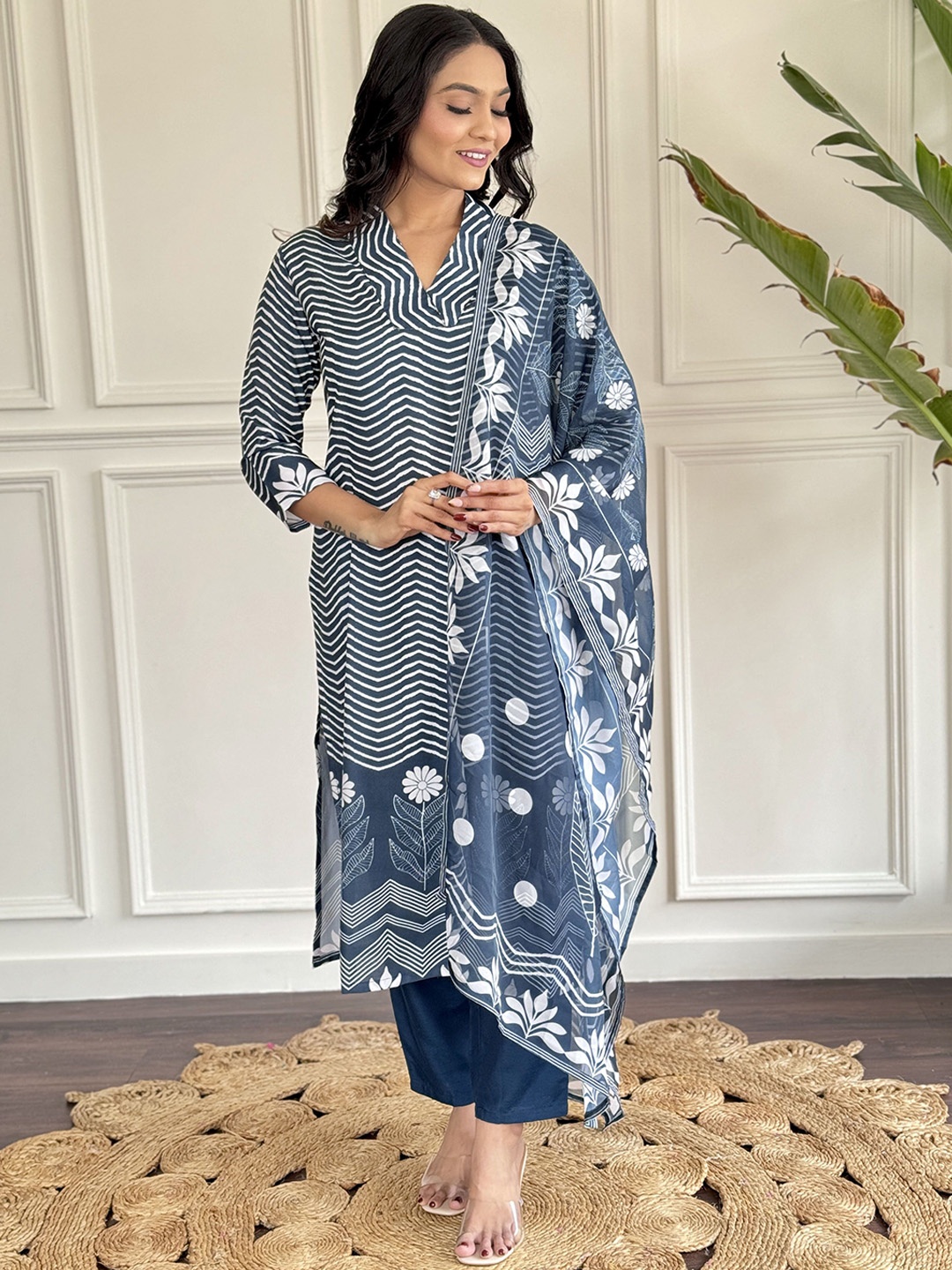 

KALINI Floral Printed Kurta with Trousers & Dupatta, Navy blue