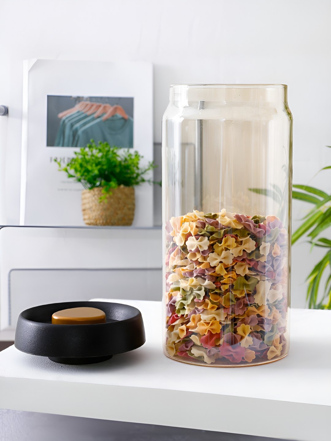 

UMAI Brown Glass Core Container With Vacuum Lid-1.8L