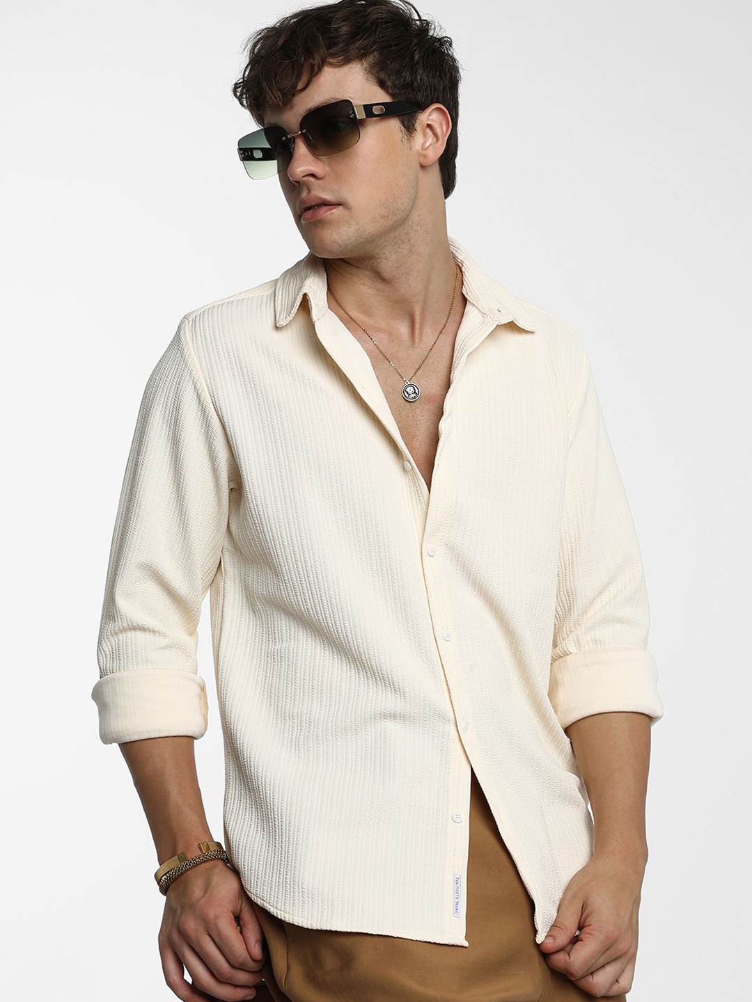 

Campus Sutra Men Comfort Spread Collar Textured Casual Shirt, Cream