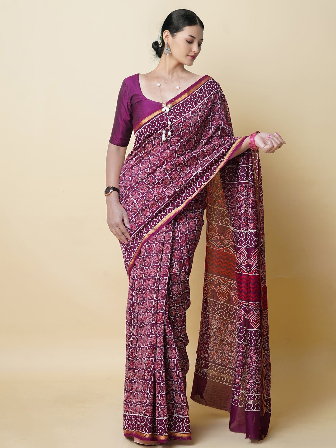 

Unnati Silks Geometric Printed Pure Cotton Saree, Burgundy