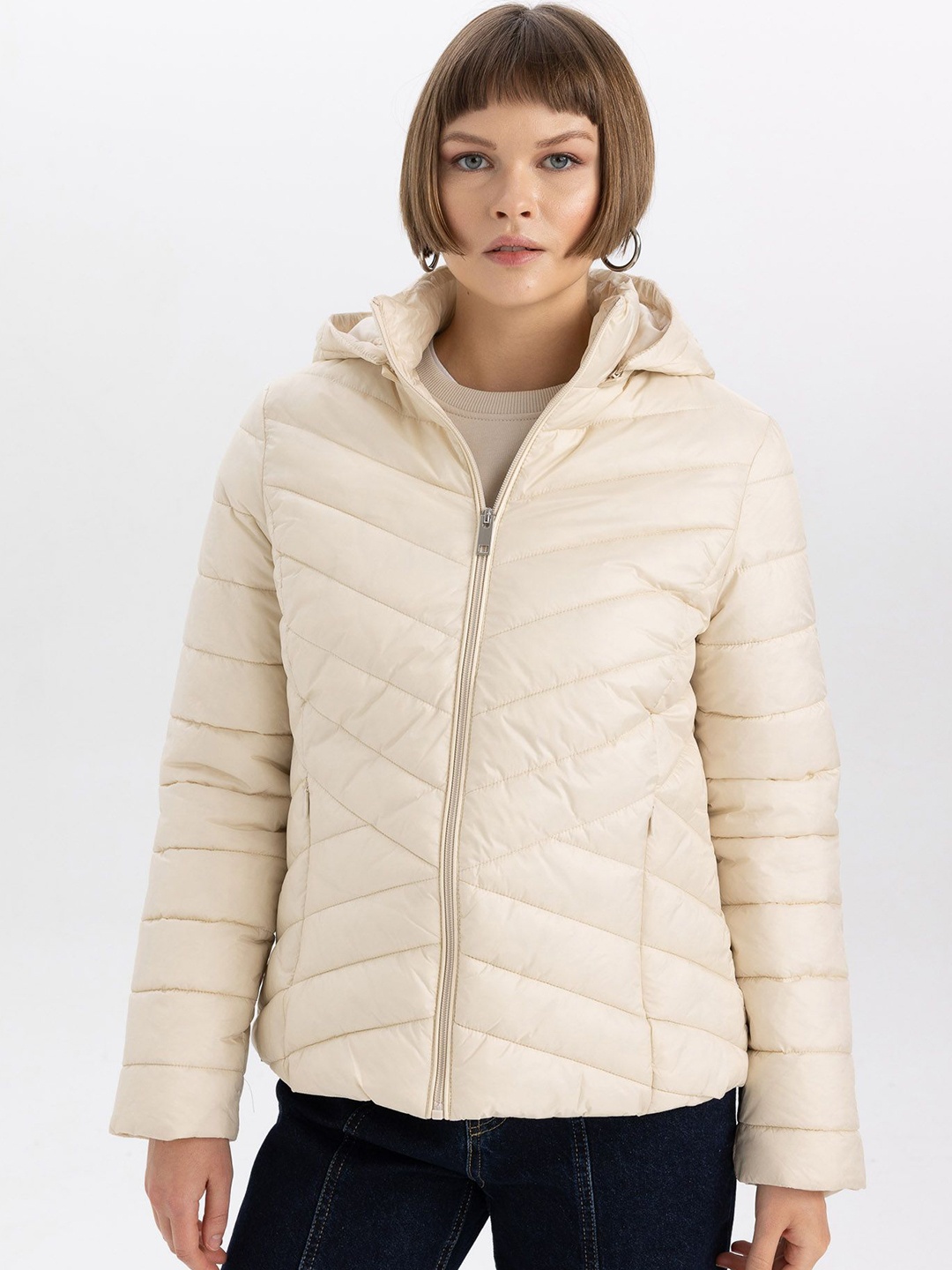 

DeFacto Women Puffer Jacket, Na