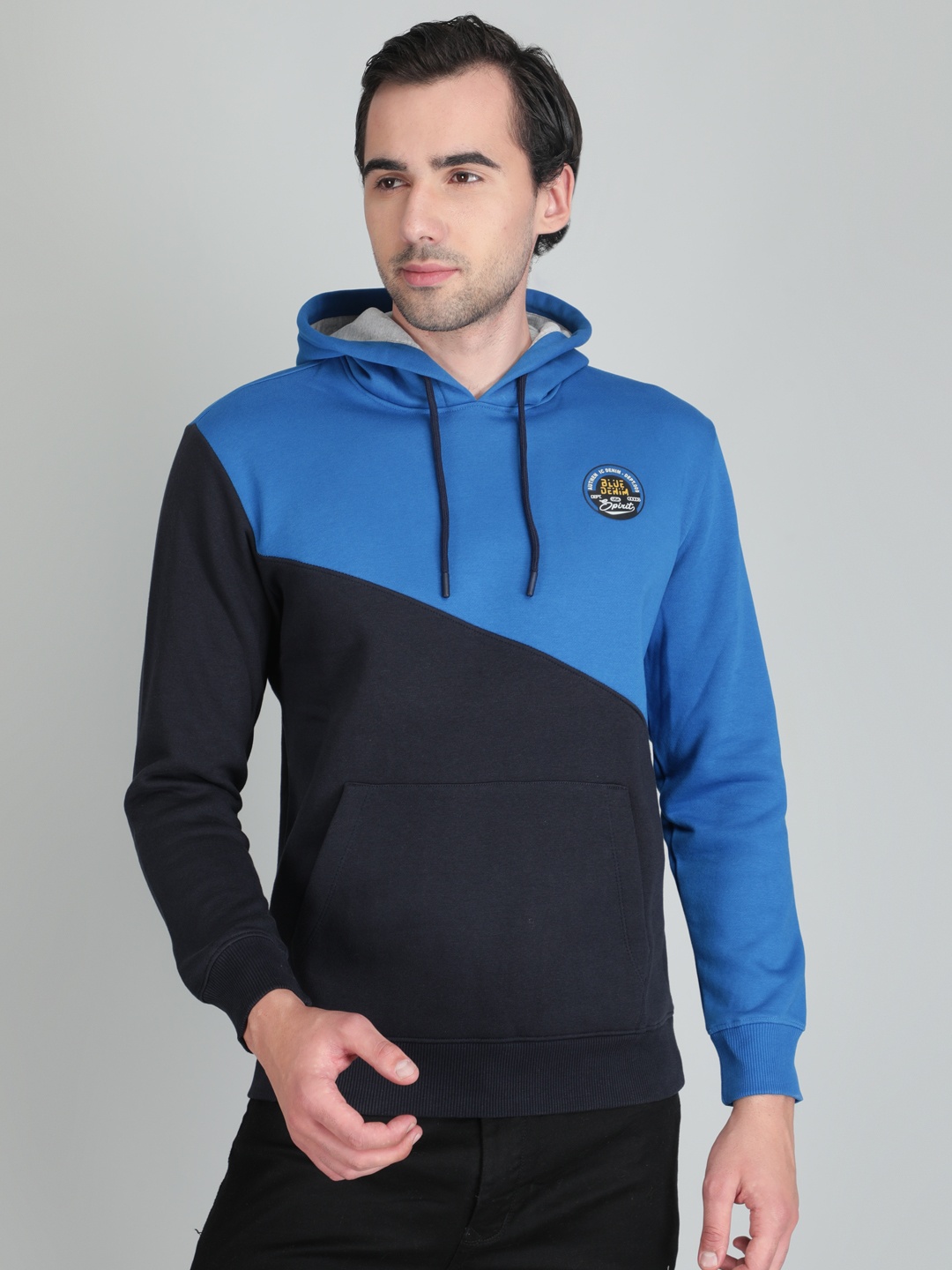 

TQS Men Colourblocked Hooded Pullover Sweatshirt, Blue