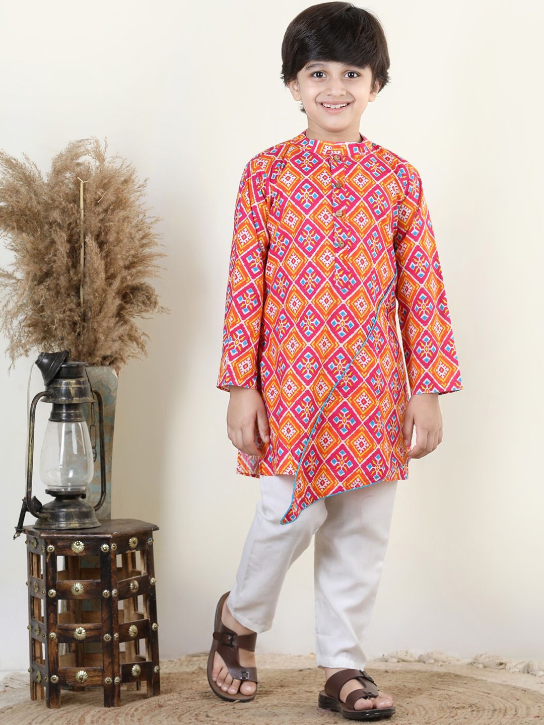 

Here&Now X Kinder Kids Boys Floral Printed Pure Cotton Kurta with Trouser, Red