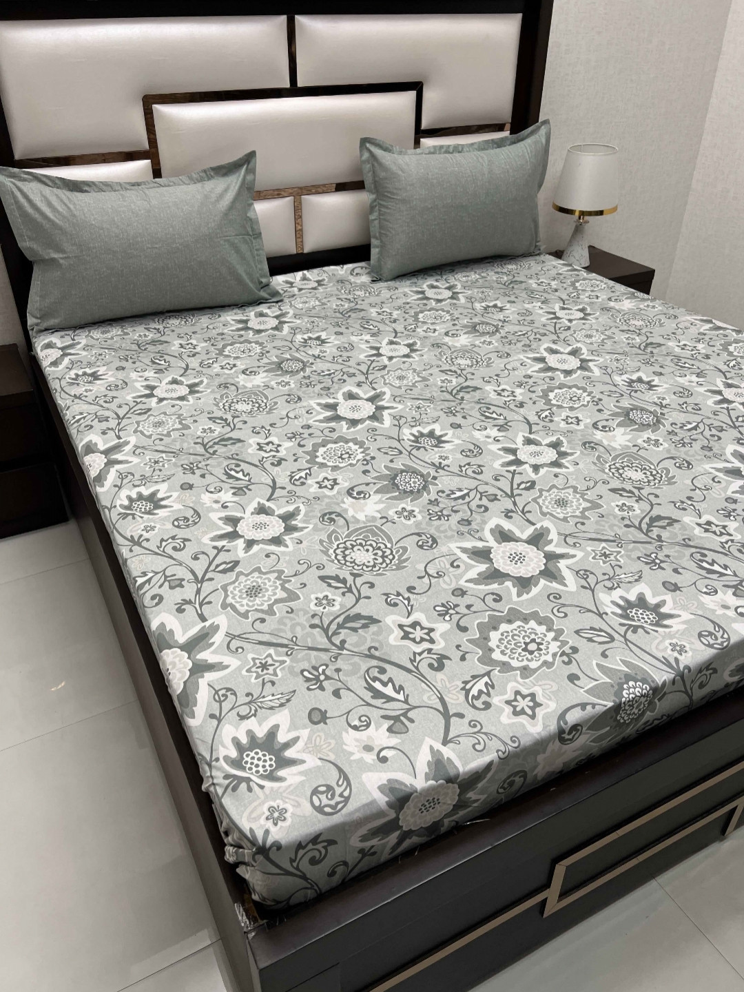 

Pure Decor Lifestyle Grey Floral 350 TC Pure Cotton King Bedsheet With 2 Pillow Covers