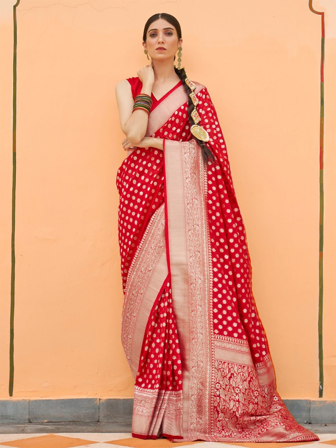 

ODETTE Woven Design Zari Saree, Red