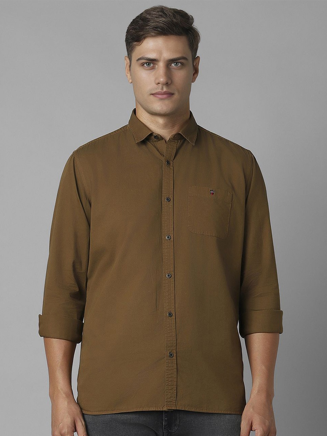 

Louis Philippe Jeans Men Spread Collar Solid Cotton Slim Fit Casual Shirt, Brown