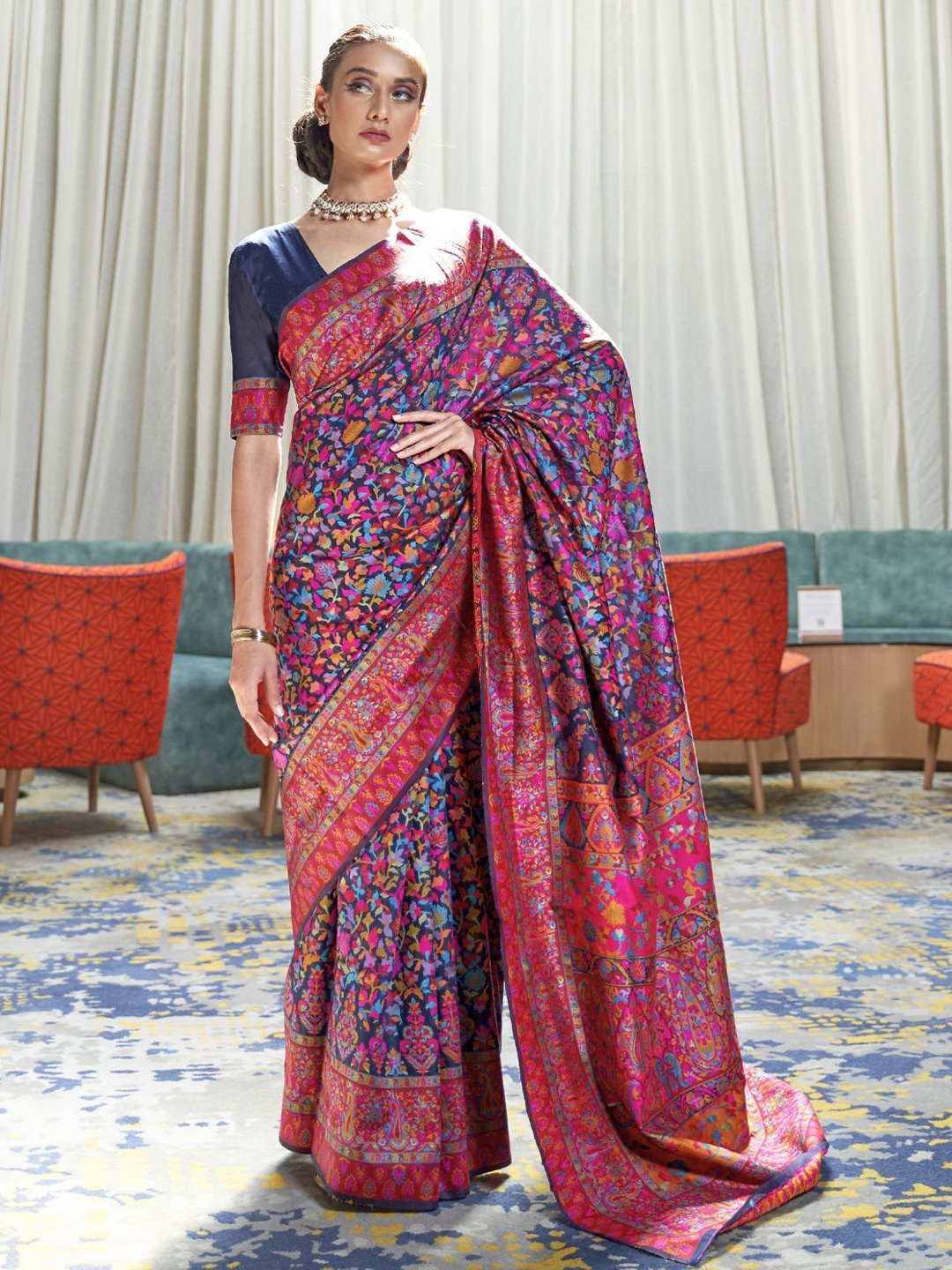 

ODETTE Floral Woven Design Zari Saree, Navy blue