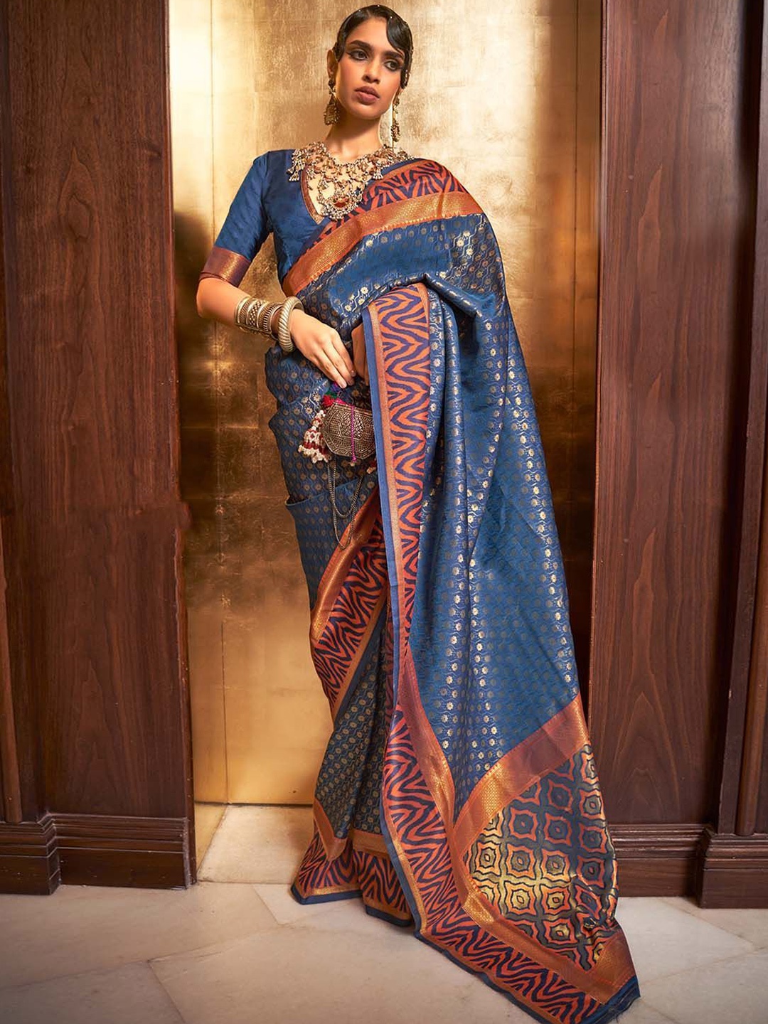 

ODETTE Woven Design Zari Saree, Navy blue
