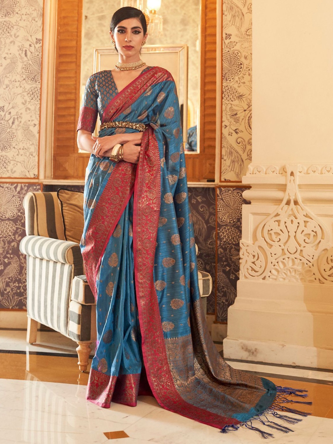 

ODETTE Ethnic Motifs Woven Design Zari Saree, Blue