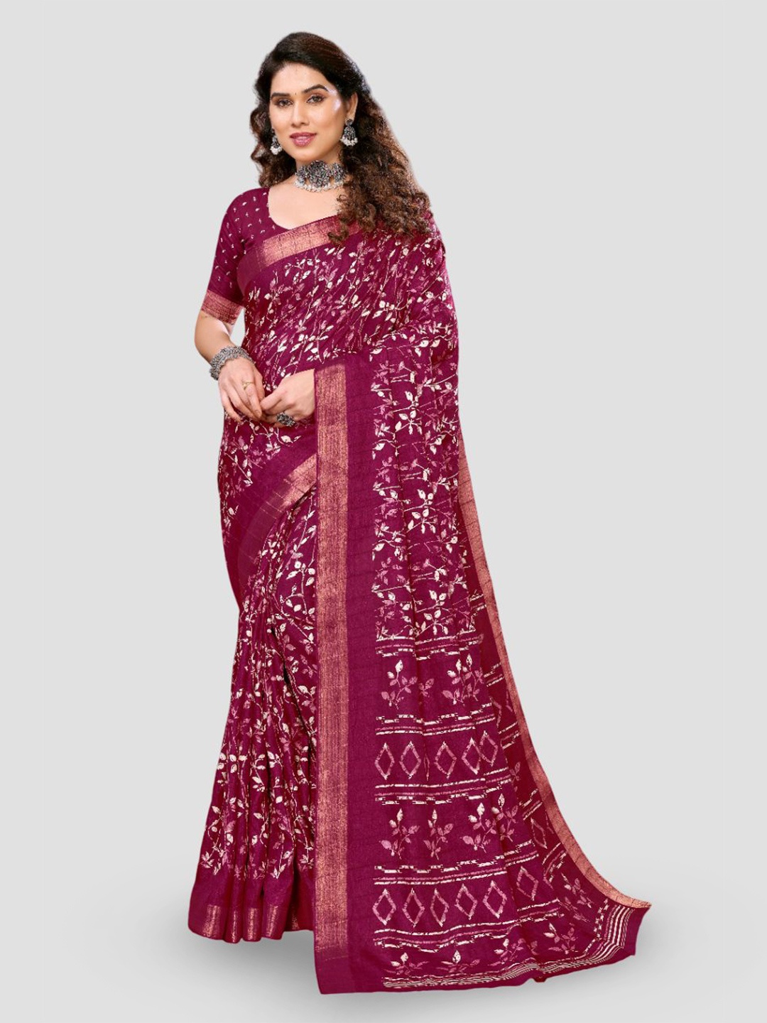 

saretramall Floral Printed Woven Design Maheshwari Saree, Maroon