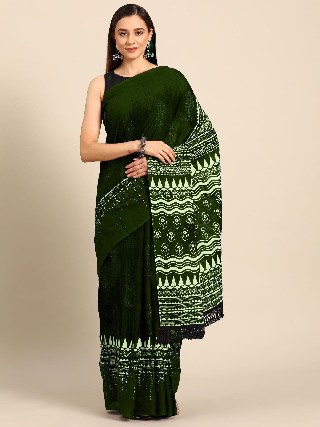 

BUTA BUTI Floral Printed Pure Cotton Saree, Green