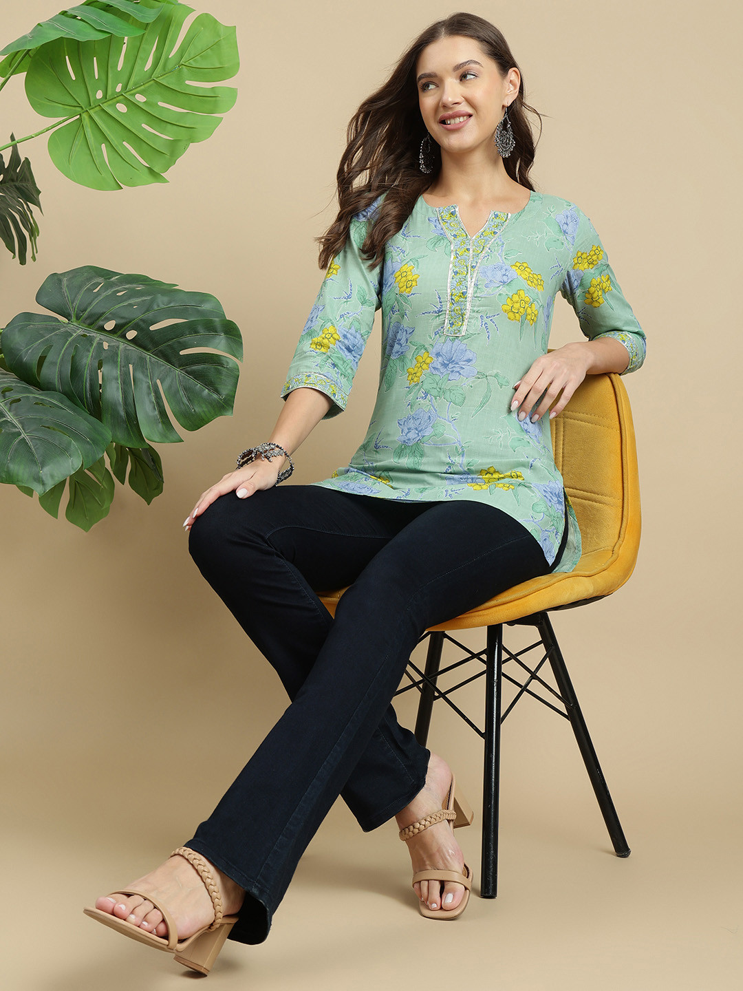 

KALINI Women Floral Printed Pure Cotton Kurti, Green