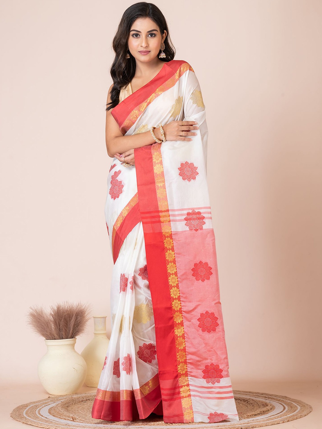 

HOUSE OF ARLI Woven Design Tussar Saree, White