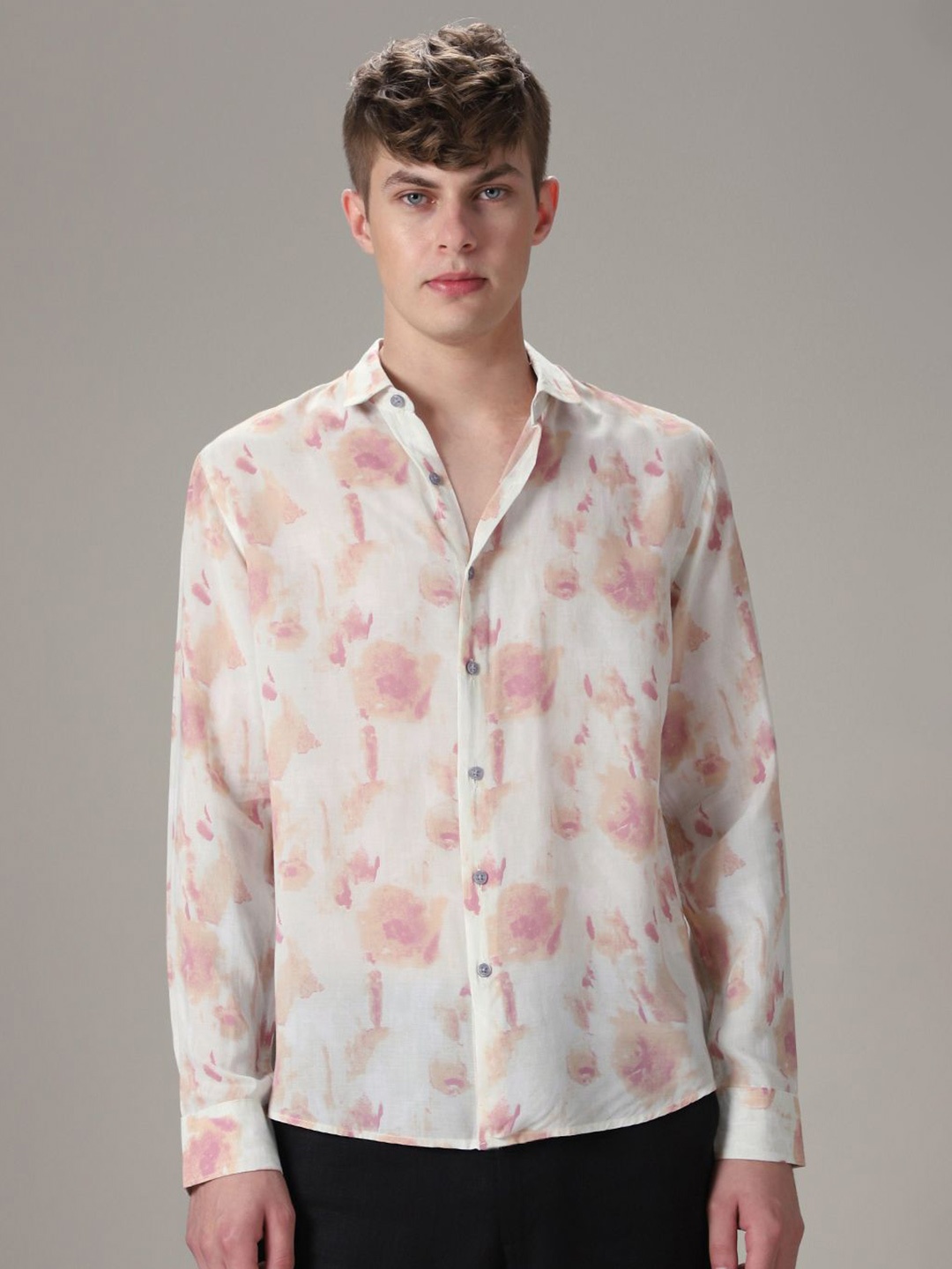 

Banana Club Men Classic Slim Fit Opaque Printed Casual Shirt, Peach