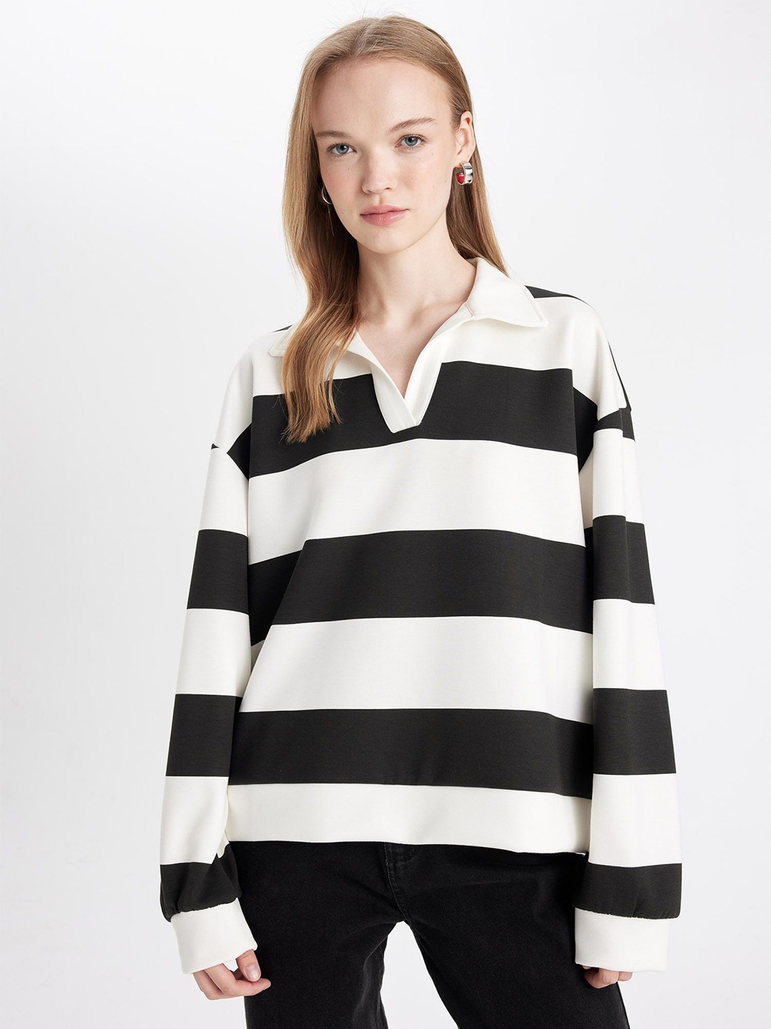 

DeFacto Women Striped Polo Collar T-shirt, White