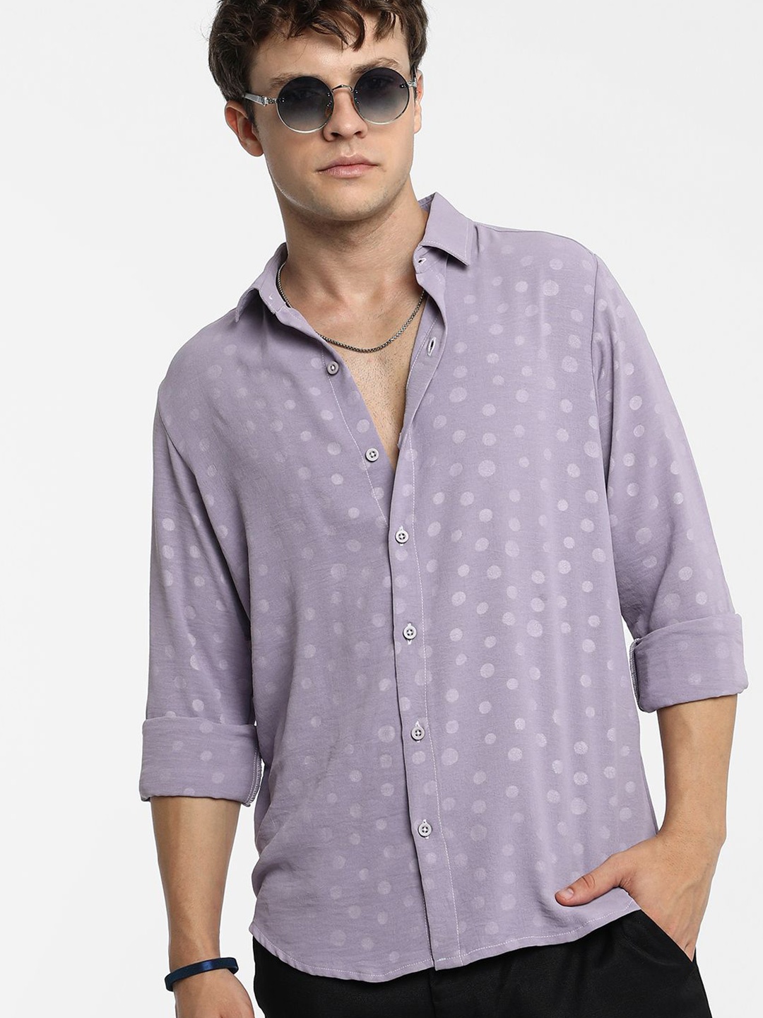 

Campus Sutra Men Comfort Spread Collar Geometric Printed Casual Shirt, Lavender