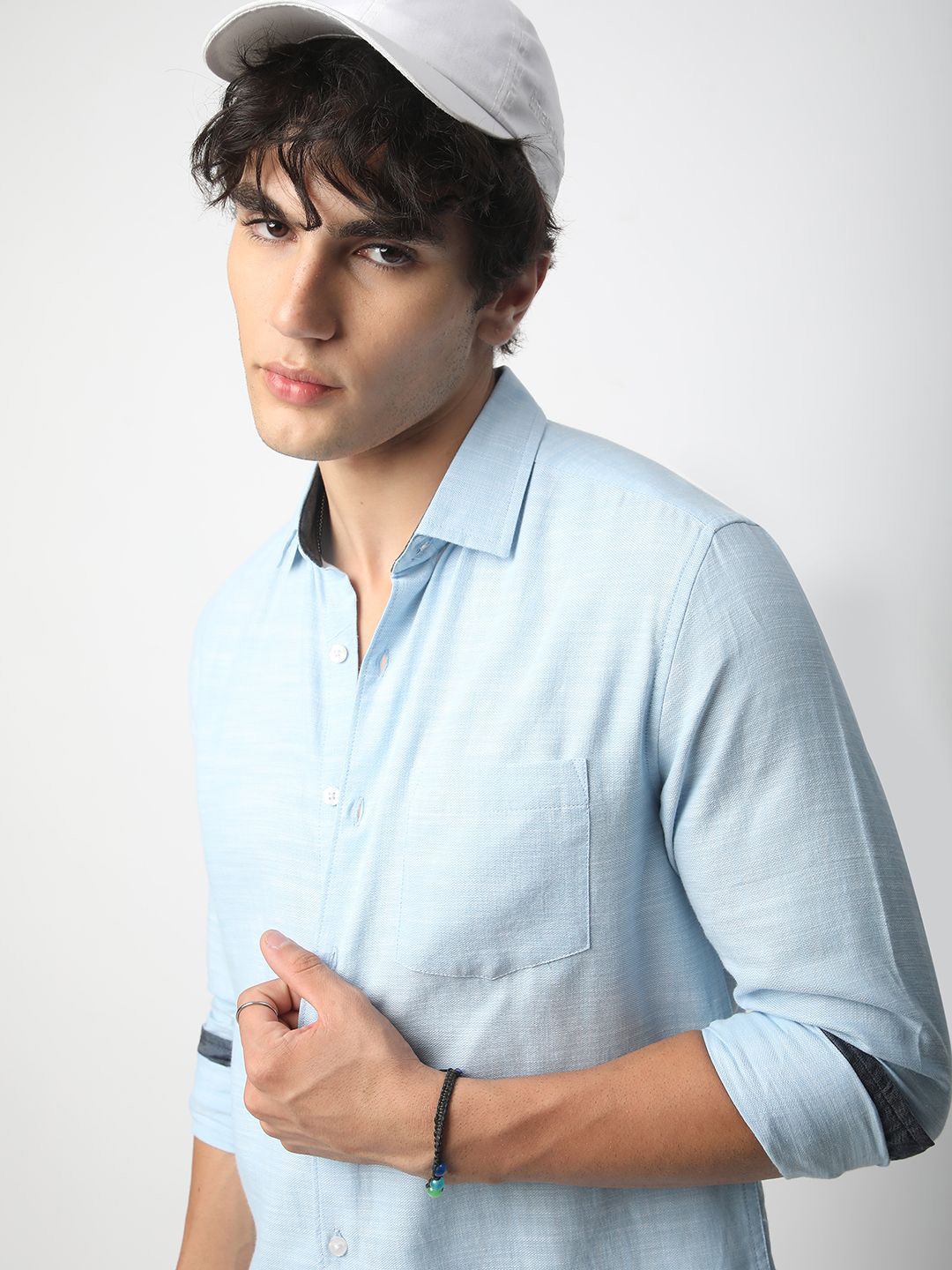 

VASTRADO Men Classic Cutaway Collar Textured Cotton Slim Fit Casual Shirt, Blue