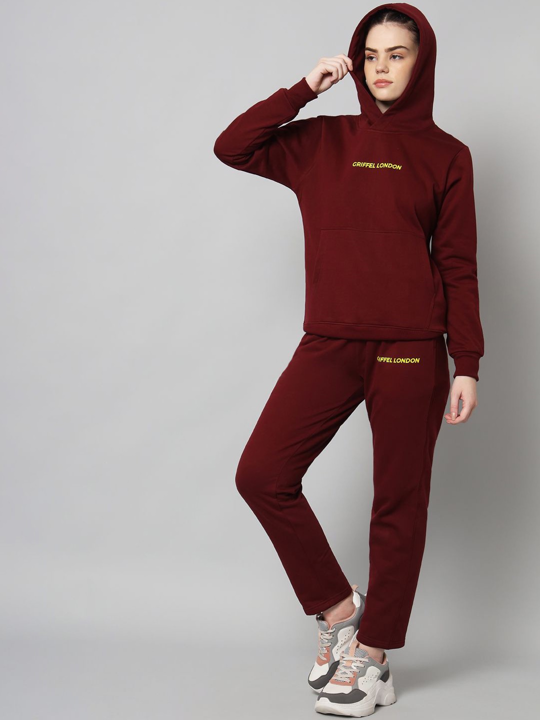 

GRIFFEL Women Hooded Neck Tracksuits, Maroon