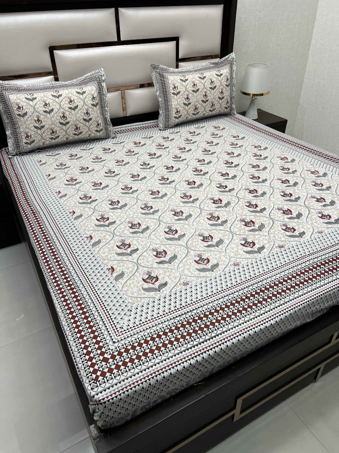 

Pure Decor Beige & Red Printed 240 TC Pure Cotton King Bedsheet with 2 Pillow Covers