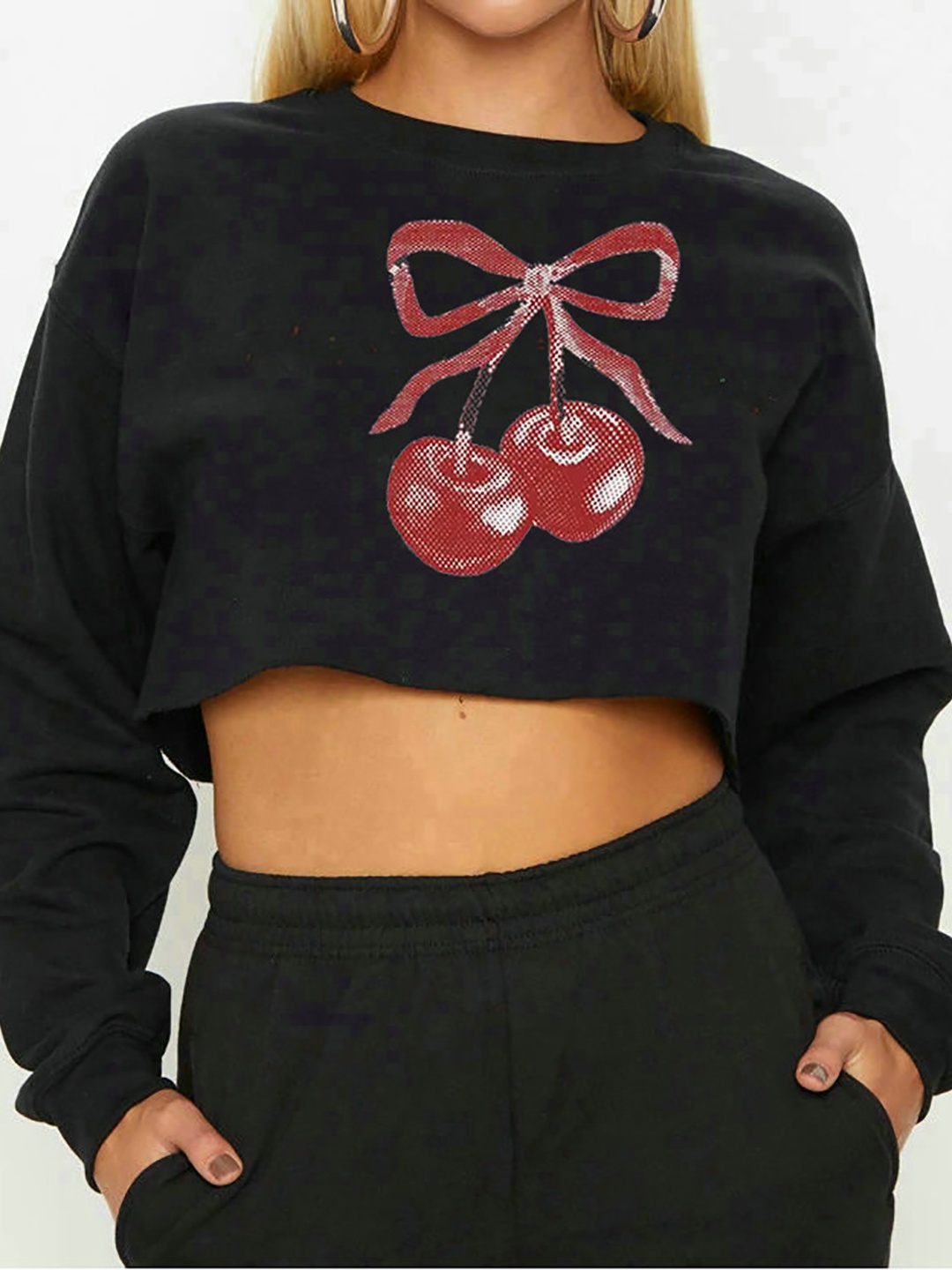 

StyleCast x Revolte Women Graphic Printed Crop Sweatshirt, Black