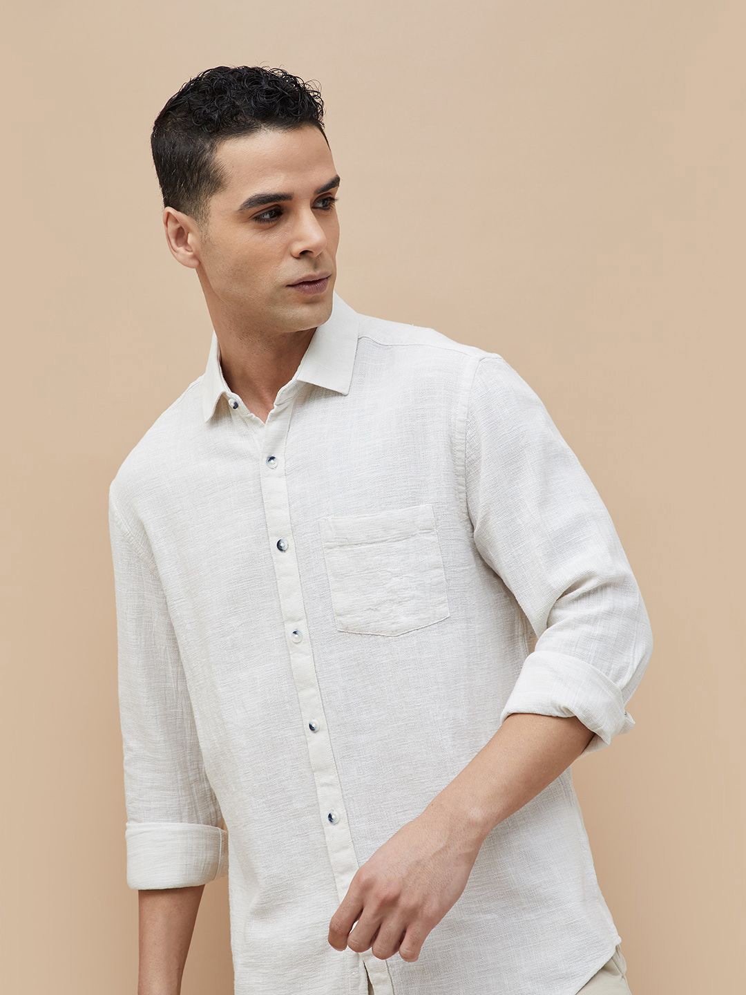 

CODE by Lifestyle Men Cutaway Collar Solid Cotton Casual Shirt, Beige