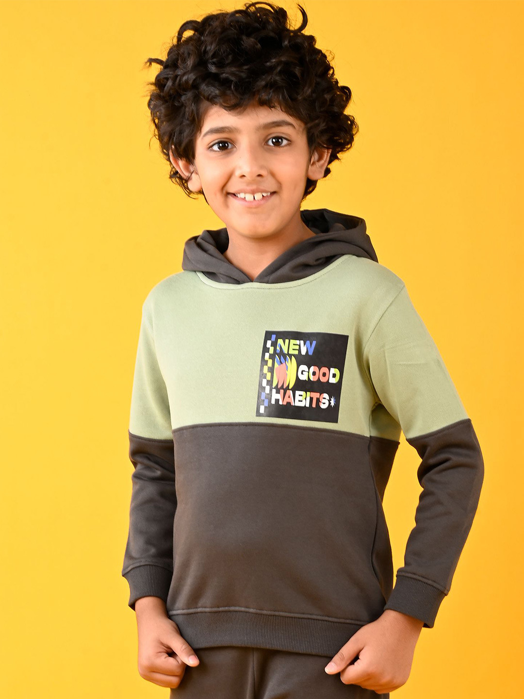 

Anthrilo Boys Colourblocked Hooded Sweatshirt, Olive